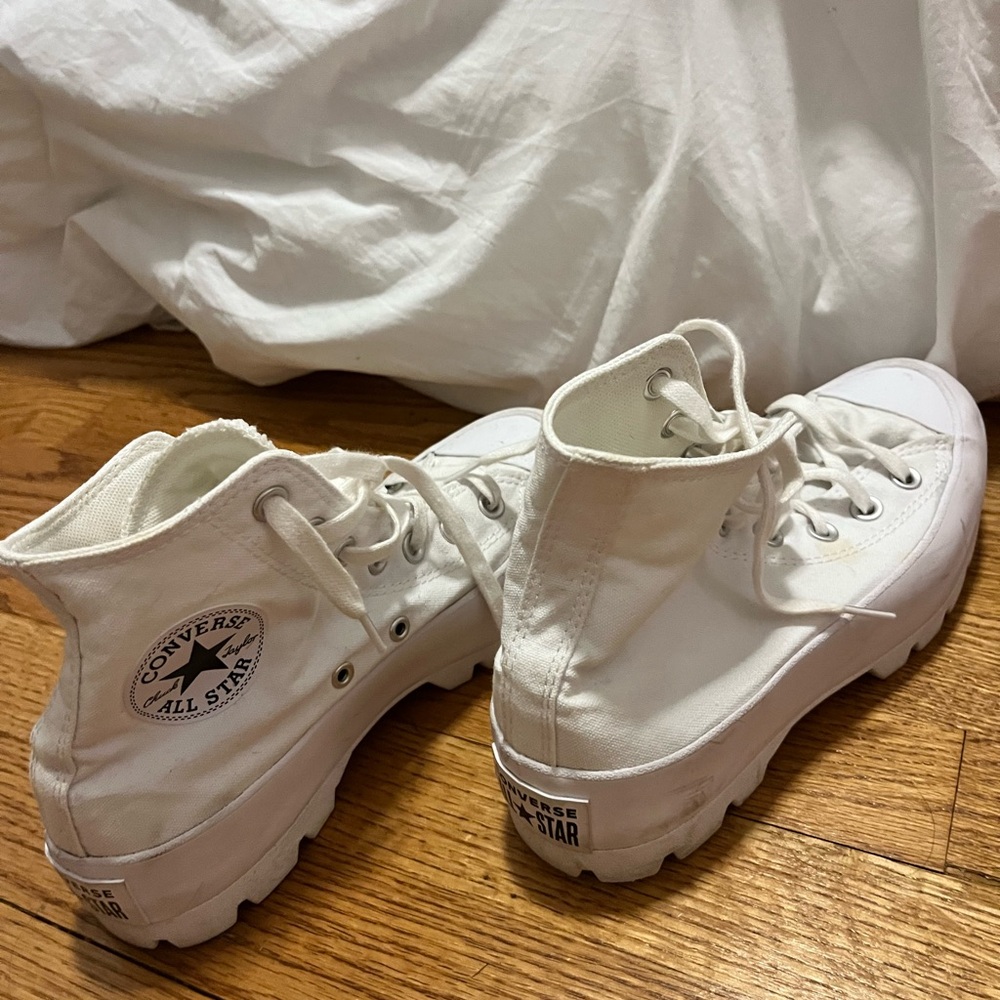 Converse Chuck Taylor All Star Lugged High Top, White, Womens, Size 7 US